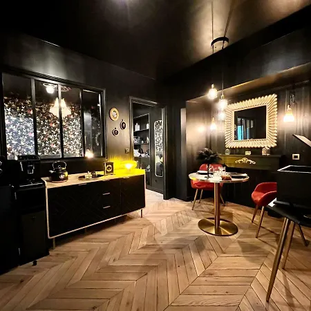 Love Room Secrete Les Petits Plaisirs Angers Exterior photo